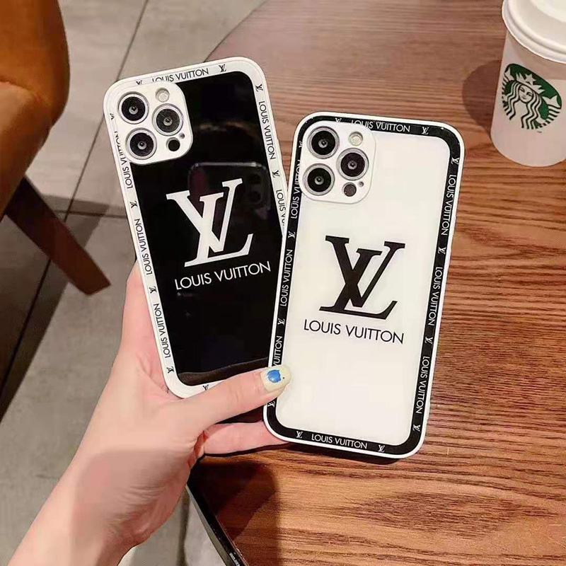 chanel Couple iphone 13 14 Cases white black 